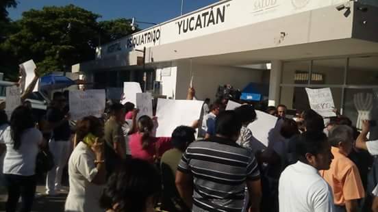 Crece la resistencia de m&eacute;dicos, enfermeras y trabajadores del sector salud a la privatizaci&oacute;n del s