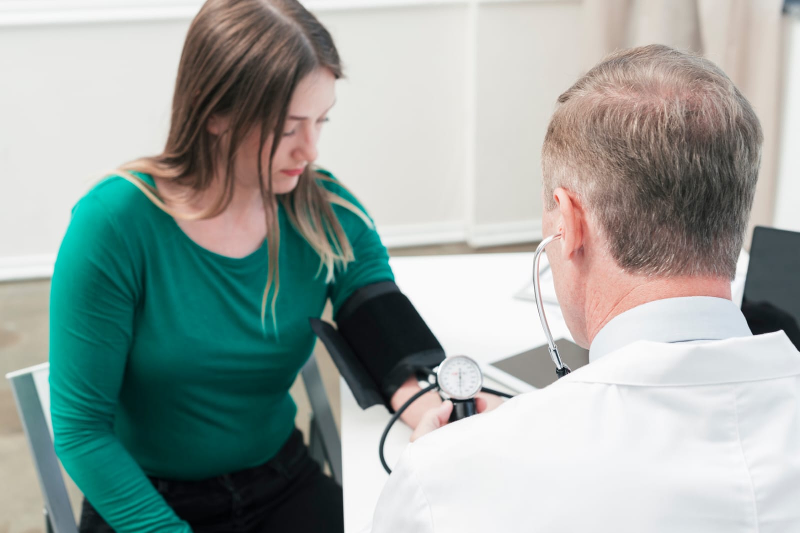 5 mitos y verdades sobre la hipertensi&oacute;n arterial: derribando barreras de esta afecci&oacute;n