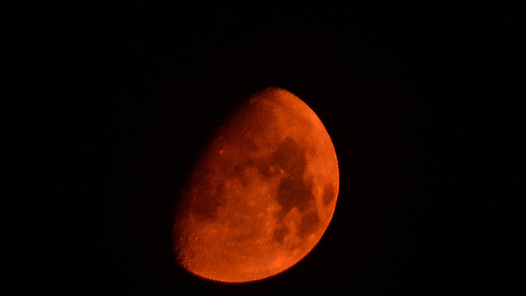 Todo lo que debe saber sobre la mayor superluna de los &uacute;ltimos 70: