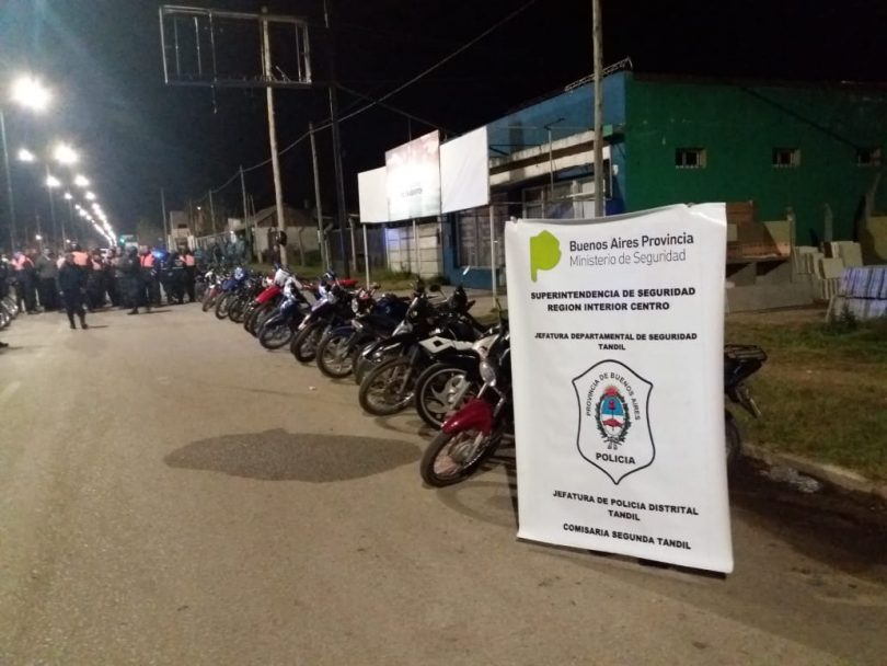 La pura verdad de ayacucho M&aacute;s de 35 motos secuestradas y dos aprehendidos en un megaoperativo contr