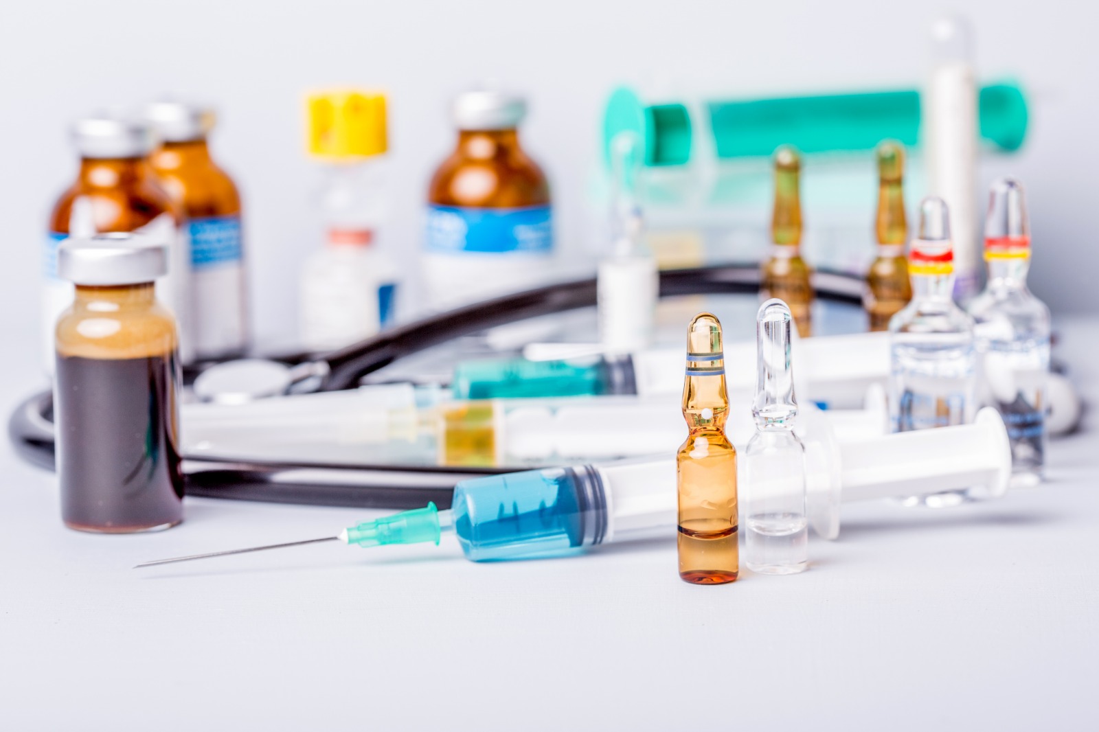Colombia se afianza como exportador de medicamentos de calidad internacional