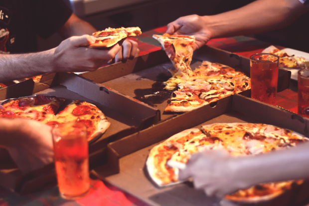 El principal enemigo del hombre es... la pizza