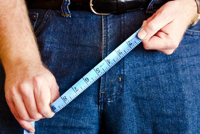 La ciencia responde: &iquest;Realmente hay relaci&oacute;n entre el tama&ntilde;o del pene y las manos de un hombre?