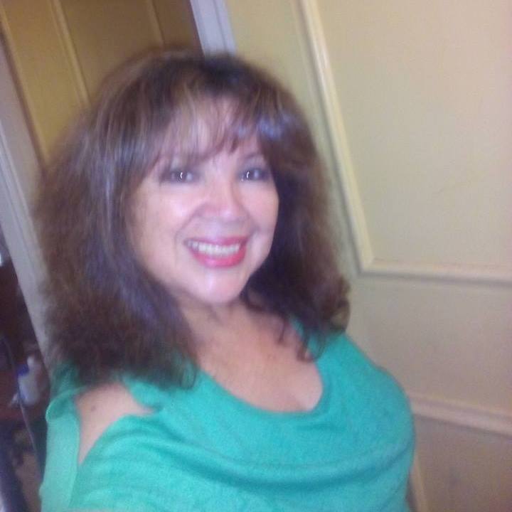 Mary Carrasco....regresa a vivir a Santiago