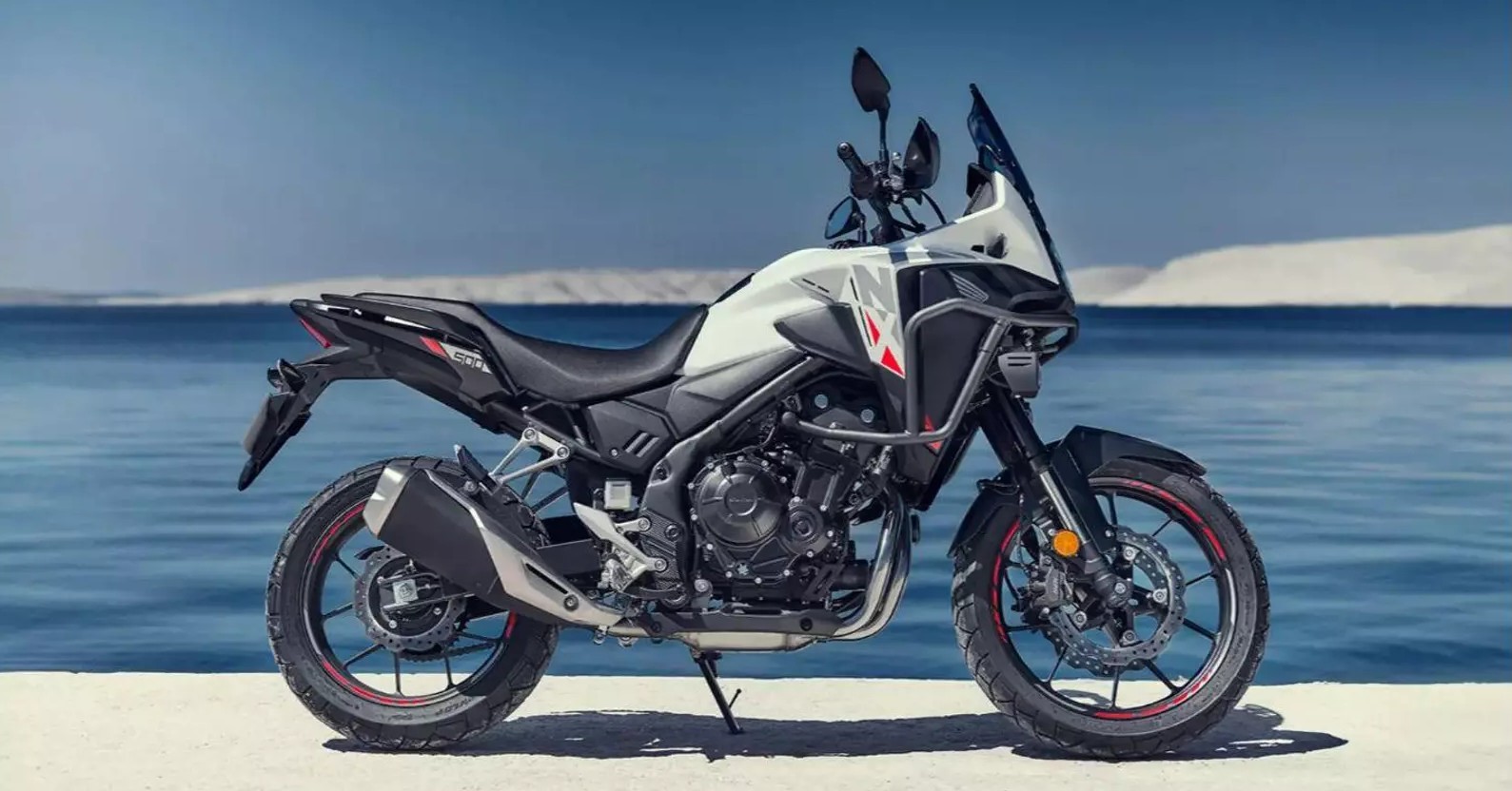 Descubre la Honda NX500, la m&aacute;s vers&aacute;til para carnet A2