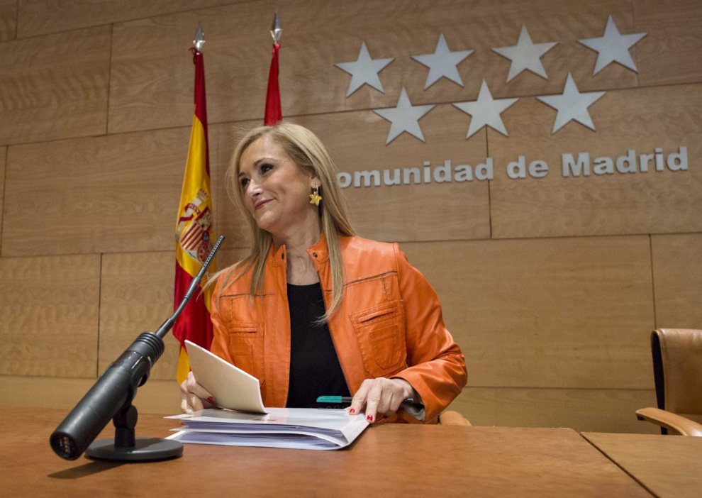 Hasta 30.000 euros de multa por pegar o abandonar a un perro en Madrid
