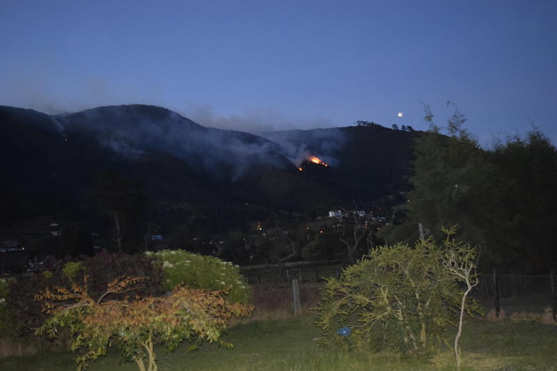 Incendio pan de Az&uacute;car Tenjo/Tabio. Luces extra&ntilde;as