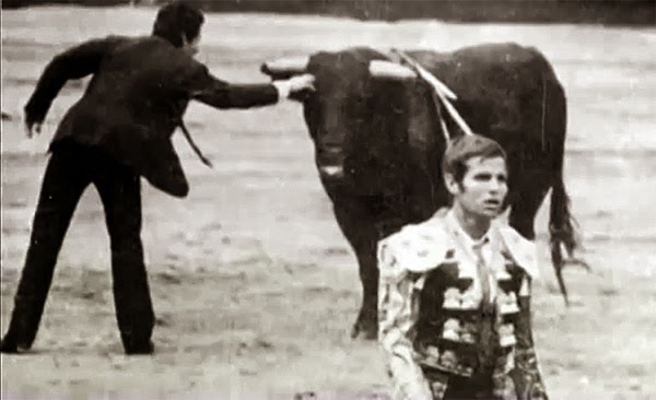 EFEM&Eacute;RIDES taurinas 18 mayo