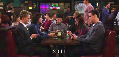 Stop Phubbing: campa&ntilde;a para frenar el uso del celular en momenteos sociables