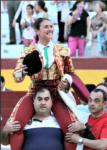 EFEMERIDES taurinas 09 junio