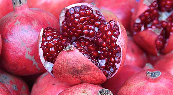 La Granada, un fruto para est&oacute;magos delicados, y &iquest;sabes para que m&aacute;s?.