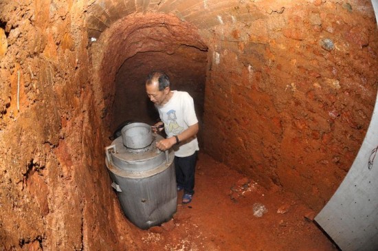 Man spends six years carving cave home in the side of a hill