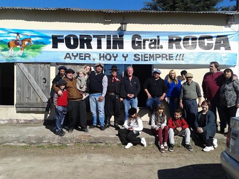 CABALGANDO POR EL PA&Iacute;S VISITO EL FORT&Iacute;N GRAL. ROCA EN LANUS 