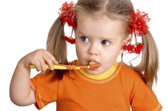  &iquest;Cu&aacute;ndo es mejor lavarse los dientes: despu&eacute;s de cenar o justo antes de dormir?