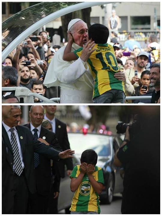 Ni&ntilde;o brasile&ntilde;o hace llorar al Papa Francisco con emotivo abrazo en calles de R&iacute;o
