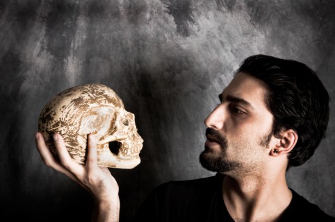 Shakespeare perdi&oacute; la cabeza... literalmente; as&iacute; lo revela un escaneo de su tumba