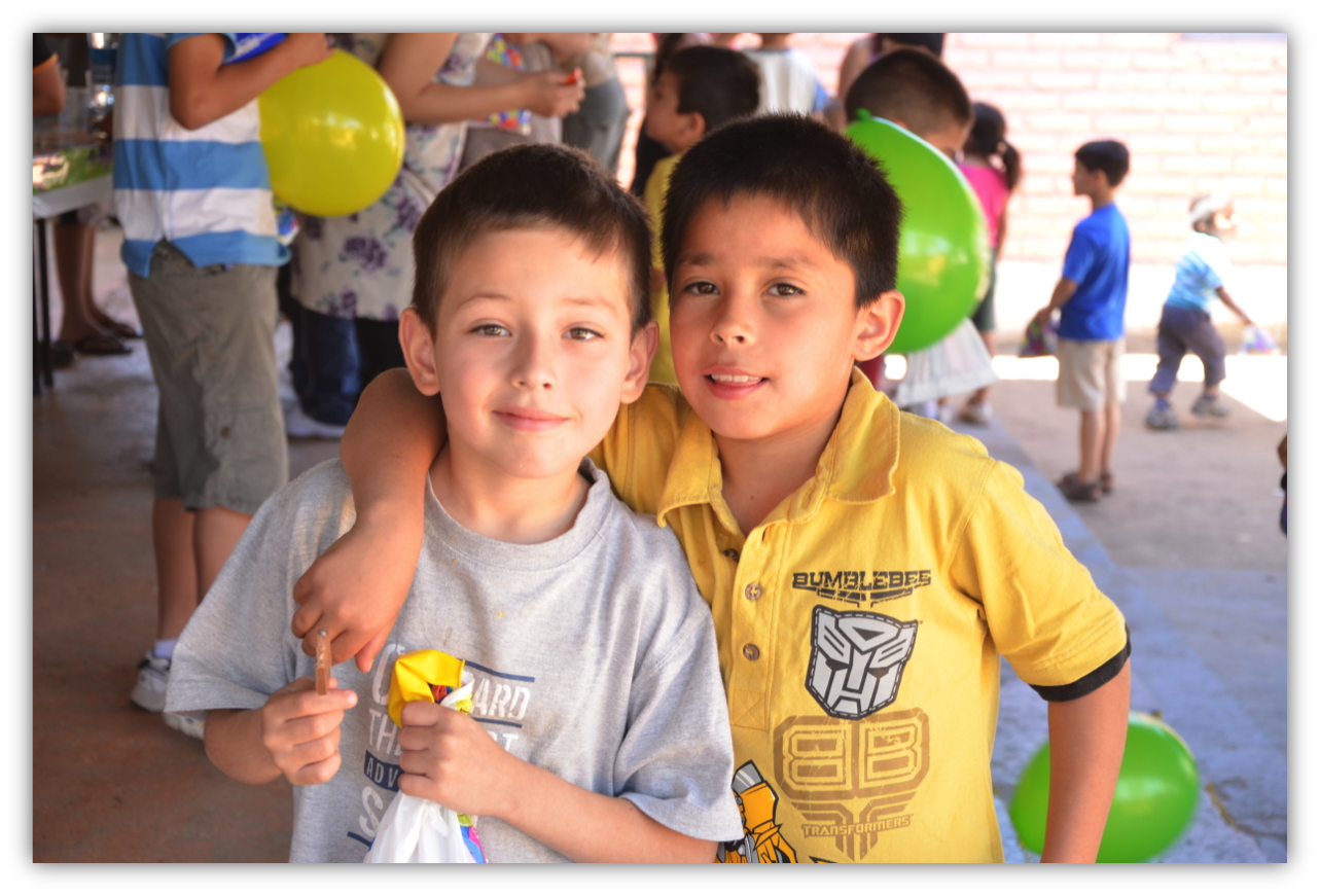 Cuatro claves para criar hijos solidarios seg&uacute;n Harvard