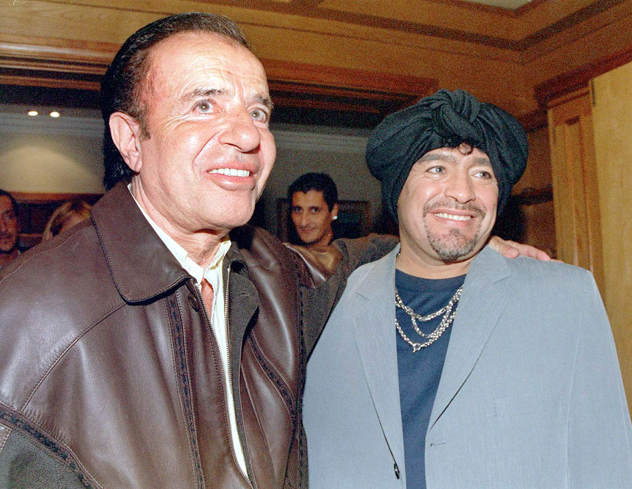 CARLOS MENEM