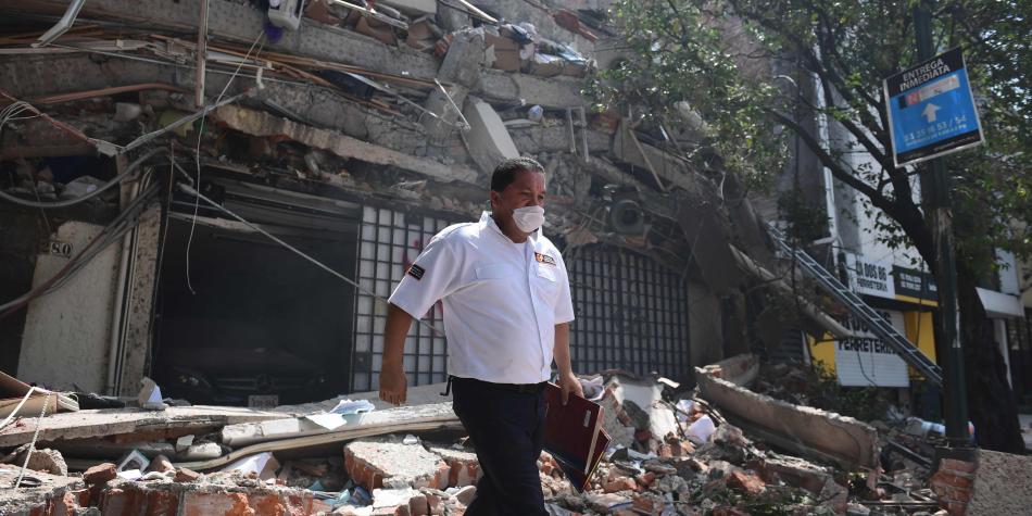 Se eleva a 224 fallecidos por terremoto en M&eacute;xico 