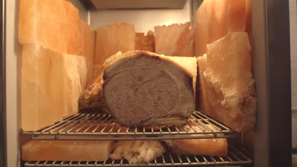 &iquest;Pagar&iacute;as 1.000 d&oacute;lares por comer un filete? As&iacute; es y se prepara la carne m&aacute;s cara del mundo