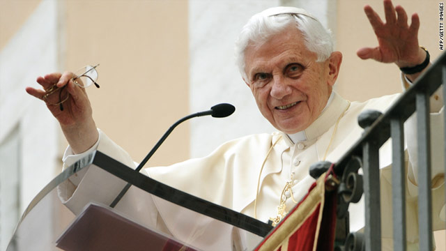 El Papa Benedicto XVI publica su primer tuit en lat&iacute;n