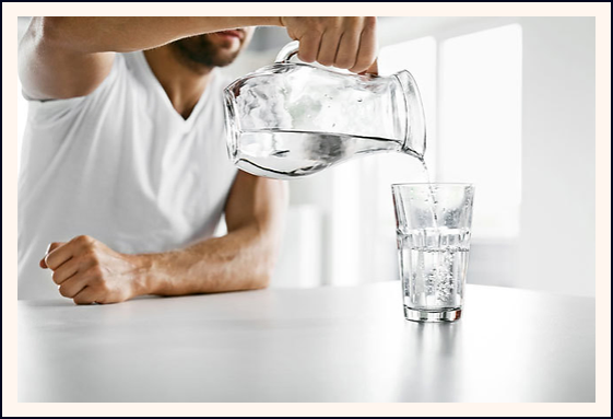  Debo beber un litro y medio de agua diariamente &iquest;hay alternativas saludables al agua?