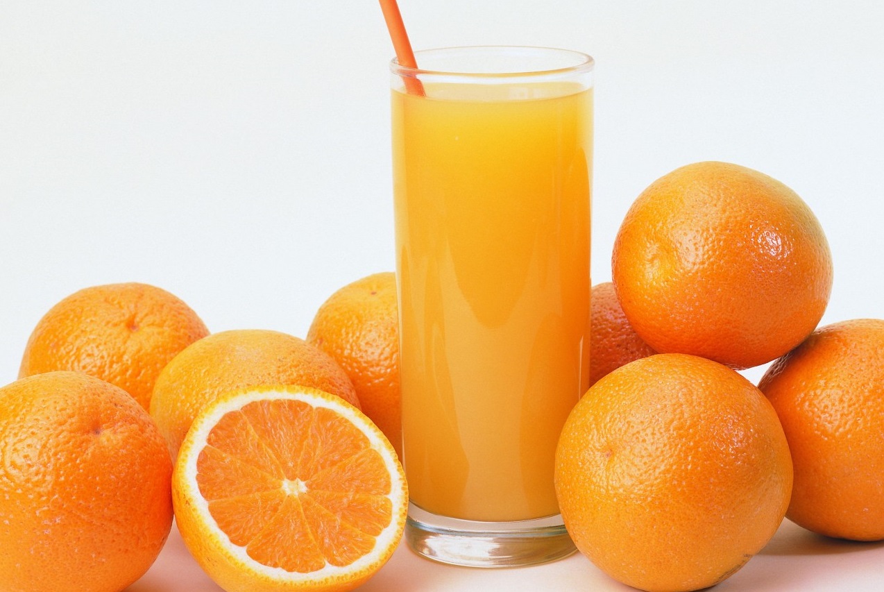 Los incre&iacute;bles beneficios de beber jugo de naranja a diario