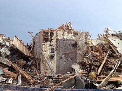 Una b&oacute;veda salv&oacute; a 22 personas del tornado de Oklahoma