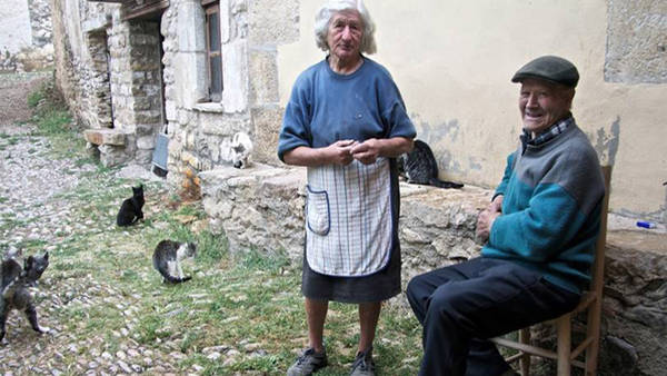 La incre&iacute;ble historia de los dos &uacute;nicos habitantes de un pueblo 