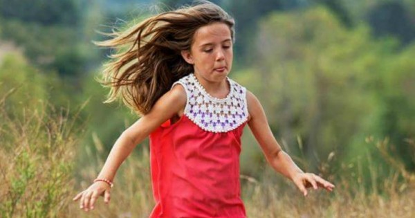 Brave 10-Year-Old Girl Saves Her Family From A House Fire