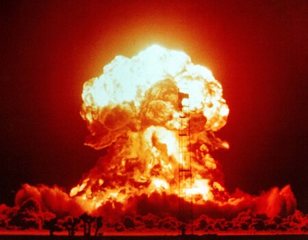 LA MAGNIFICACI&Oacute;N DEL TENER MASIFICANDO OJIVAS NUCLEARES
