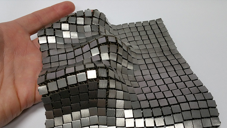 La NASA elabora un "tejido espacial" que une moda e ingenier&iacute;a