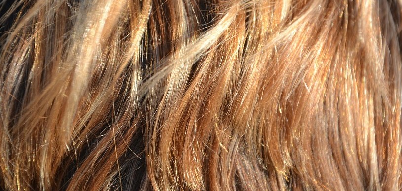 5 remedios naturales para reparar el cabello maltratado