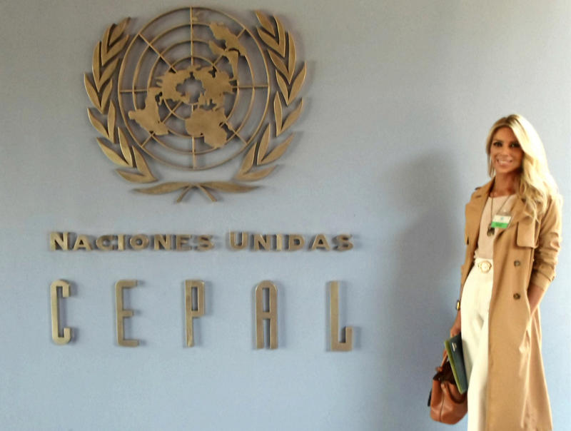 Periodista Andrea Gonz&aacute;lez-Villablanca finaliza sus estudios en la UNCTAD, Ginebra