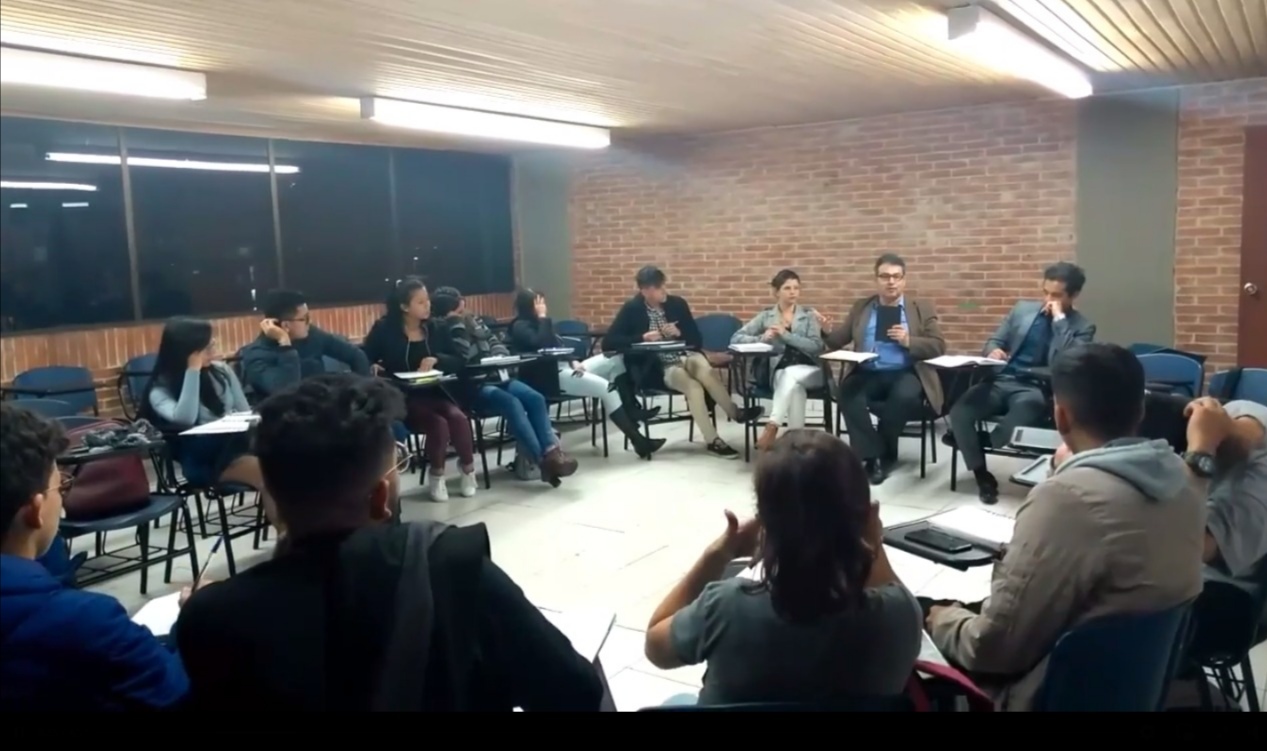  LA EDUCACION Y LA POLITICA